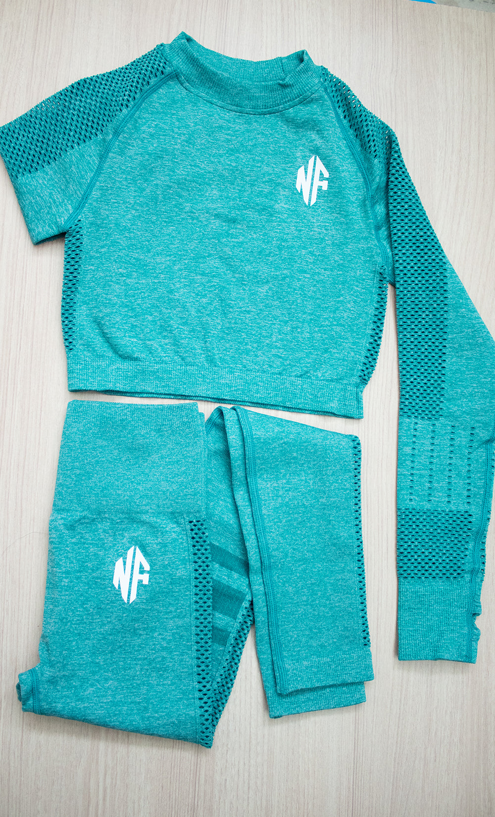 Seamless Ventilated Set Green